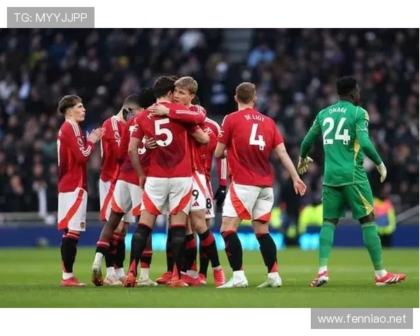 费迪南德：阿莫林未能完全实现战术理念 应该继续执教球队